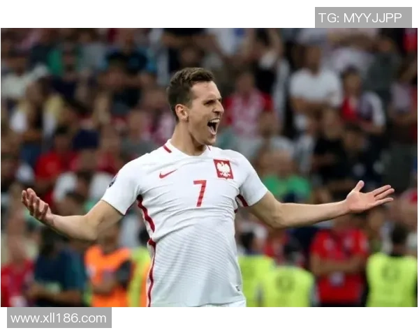 2025年国外足球前十名球星排名盘点 谁是当今足坛最强者 2025年国外足球前十名球星排名盘点 谁是当今足坛最强者