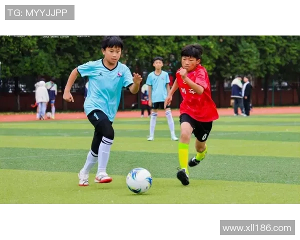 足球明星鲜为人知的趣事揭秘 揭开绿茵场背后的秘密与奇闻