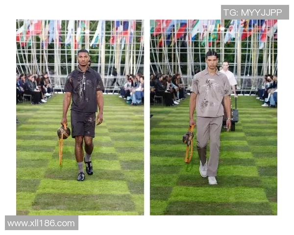 2025年度全球足球潮流球星排名前十揭晓 引领场上时尚与技术风潮 2025年度全球足球潮流球星排名前十揭晓 引领场上时尚与技术风潮